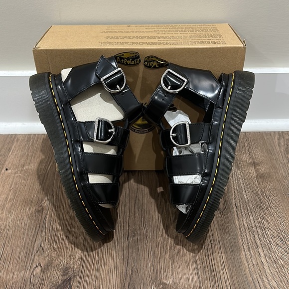 Dr. Martens Sandals ‘Mackaye’ - Picture 4 of 9